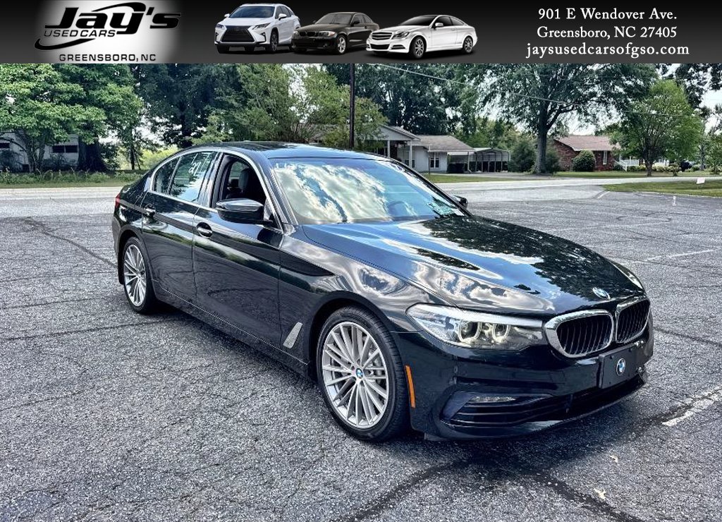 2017 BMW 5 Series 530i Sedan's photo
